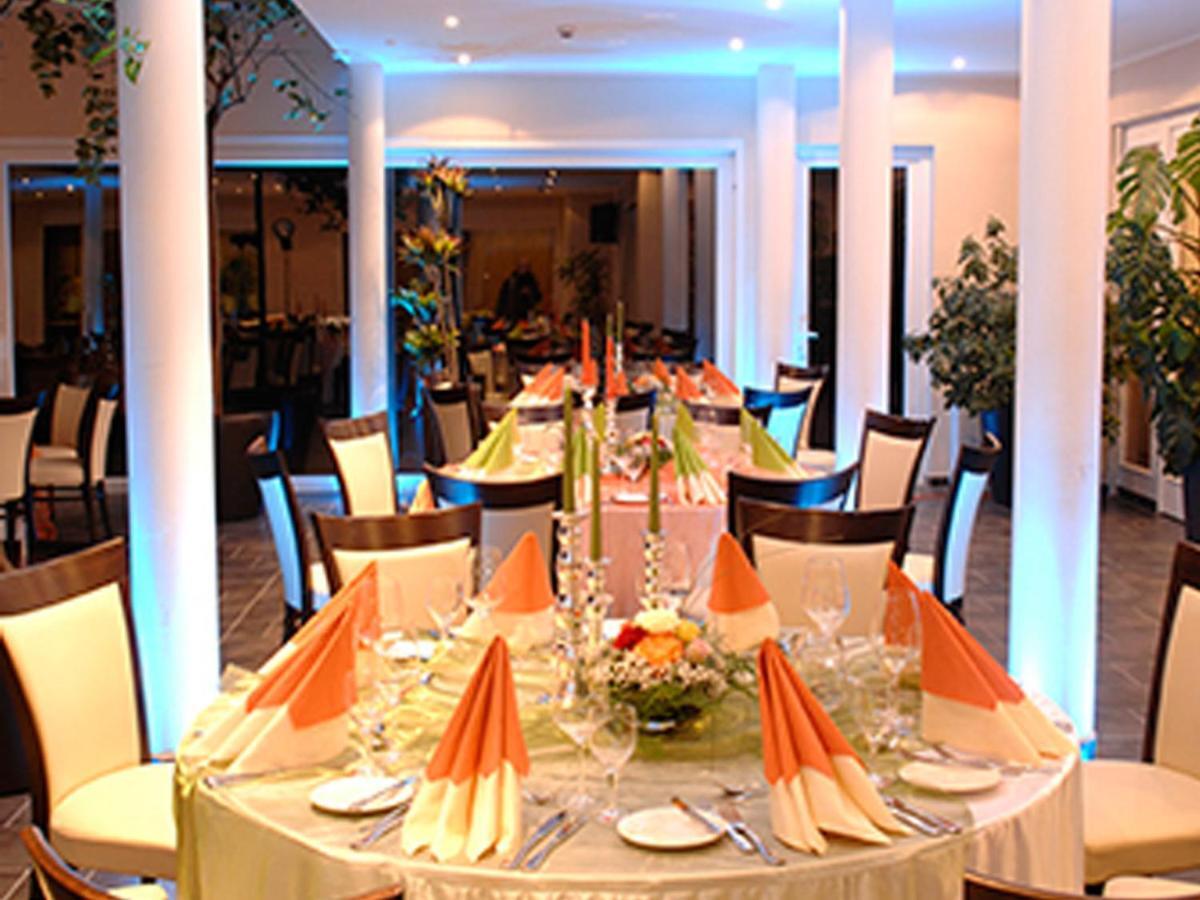 Moselstern Parkhotel Kraehennest Loef Ngoại thất bức ảnh